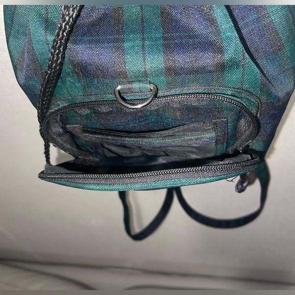 Small Green plaid back pack . - Picture 7 of 7